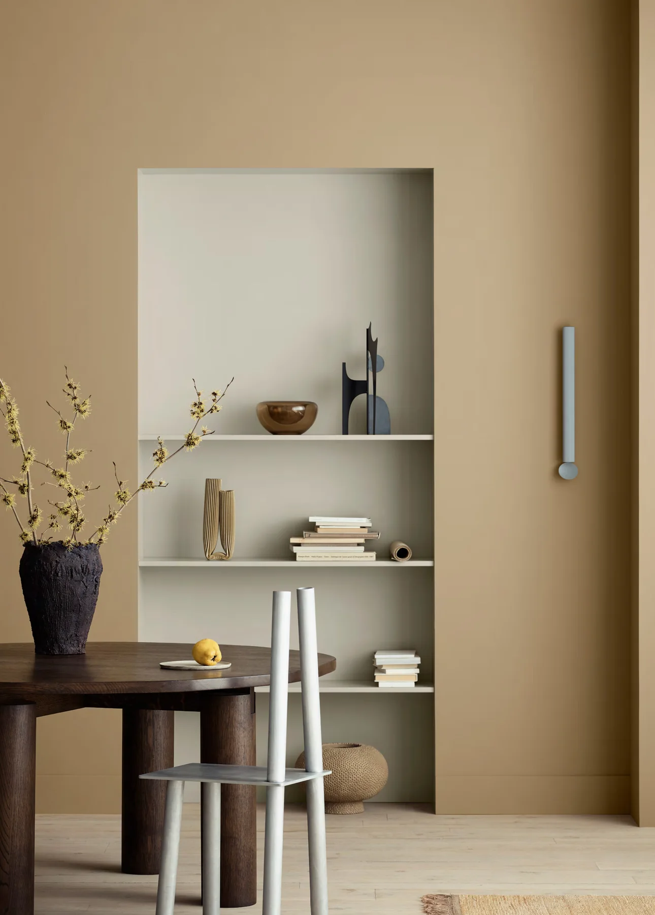 Không gian phân lớp bằng Soft Brown, Rock Sugar và Soothing Beige