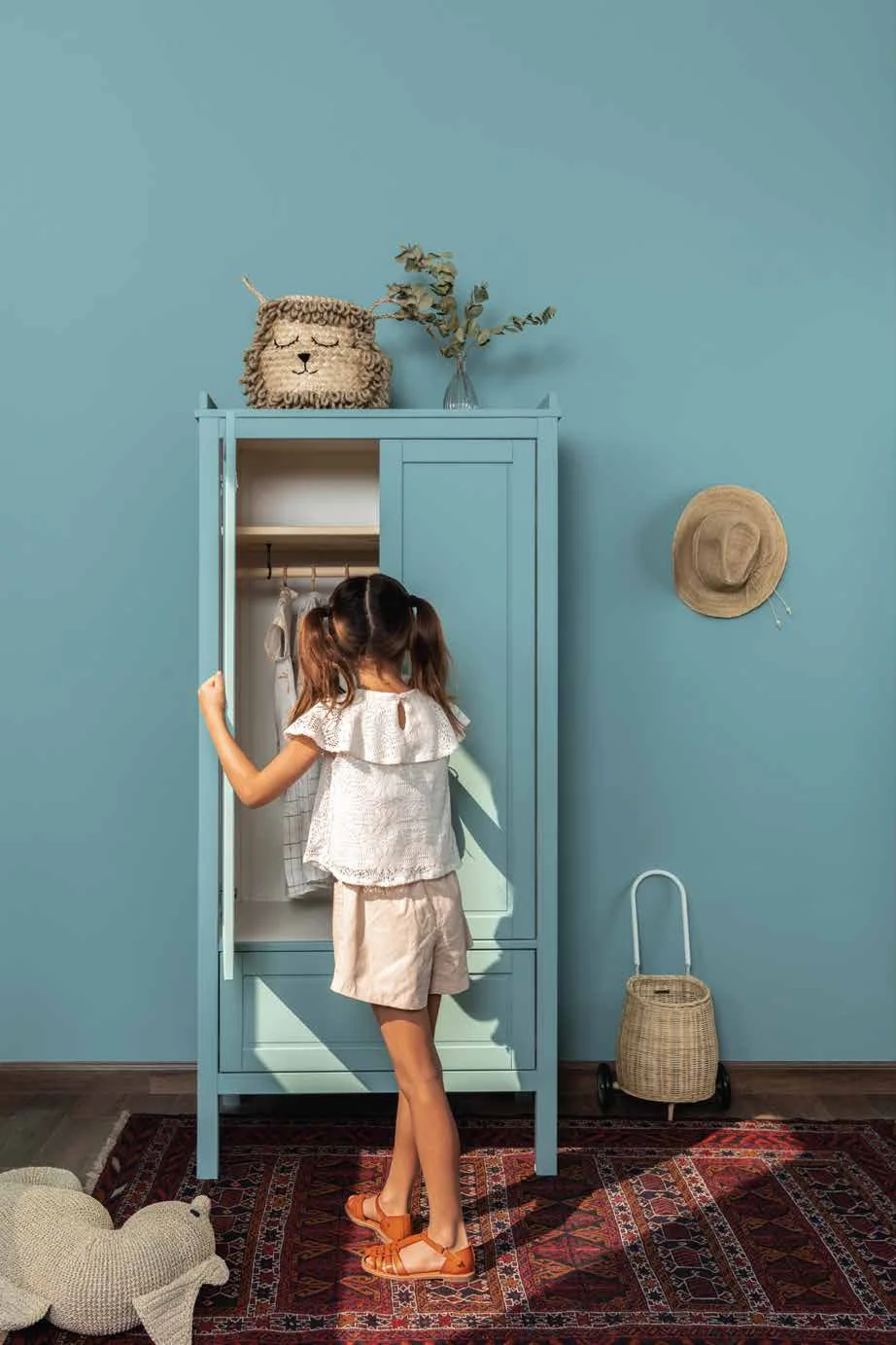 Tường và tủ màu Coral Reef Blue